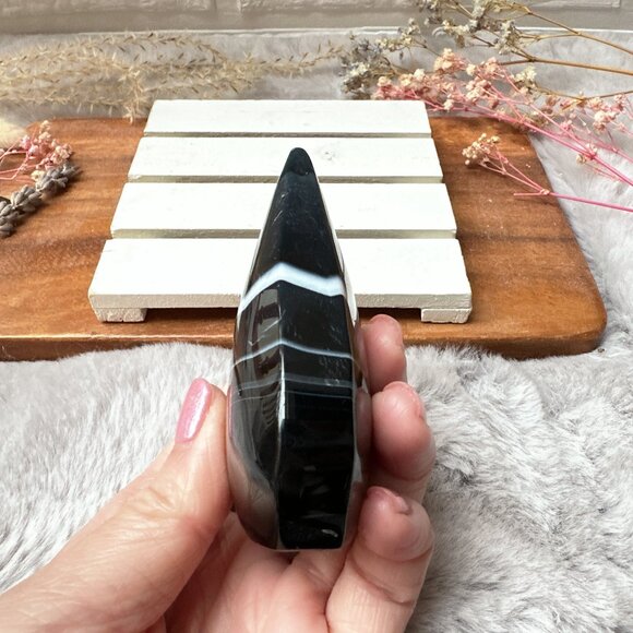 Beautiful Onyx Flame | Onyx Free Form - Picture 6 of 8